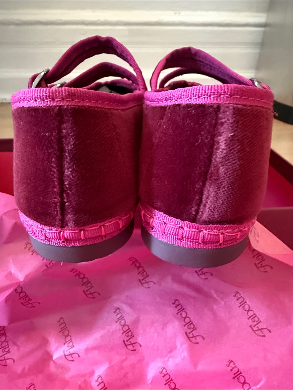 Flabelus Claire Women's Double-Strap Velvet Mary Janes in Burgundy NWT - Picture 5 of 6